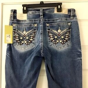 NWT- Miss Me Patriotic Mid-Rise bootcut jeans Size 31x32
